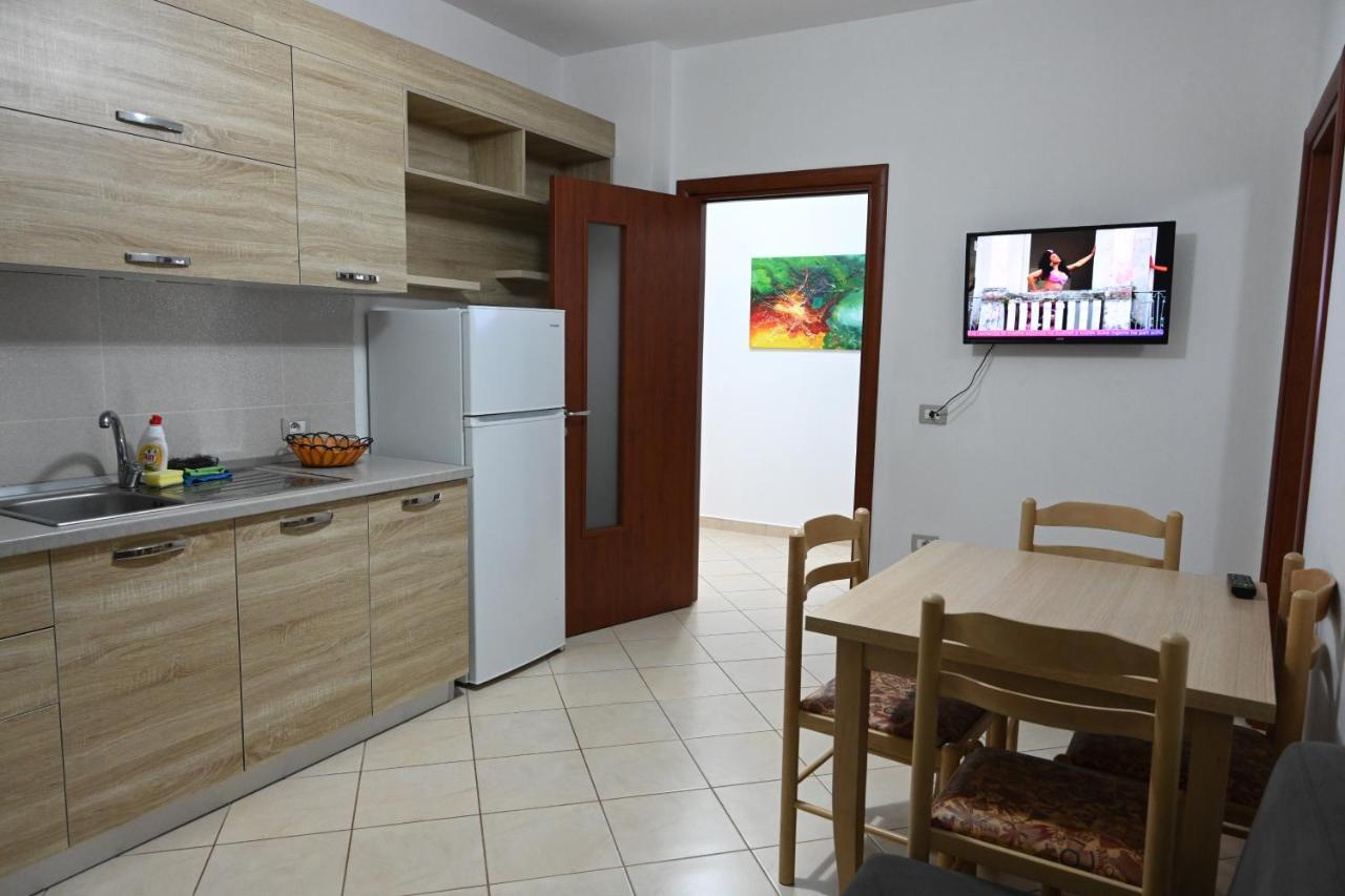 Apartment Iris Sakes